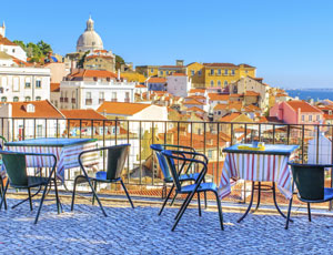 Billig storbyferie i Lissabon i foråretriga
