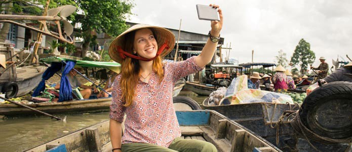 Selfie ved flydende marked i Vietnam