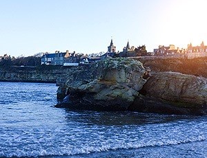 St Andrews by tæt på havet i Skotland
