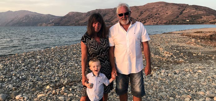 Familieferie til Kreta med bedsteforældre