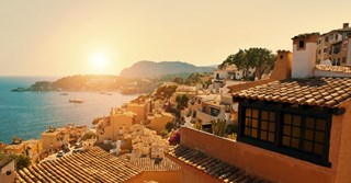Direkte fly til Mallorca i 2024 − Se billige fly i din rejsemåned