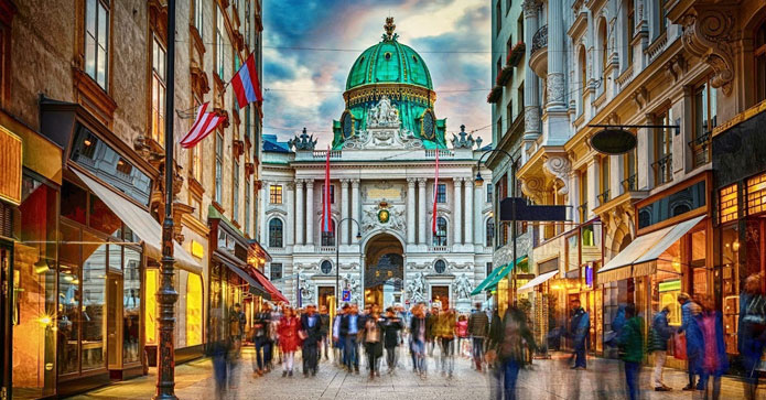 Wien i oktober, en af de smukke shoppegader i Wiens centrum
