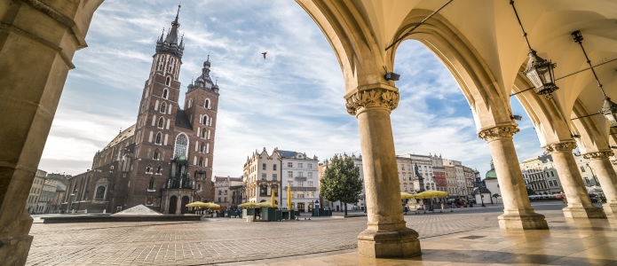Den smukke Rynek Glowny markedsplads i Krakow